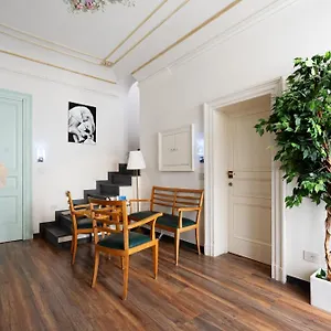 Bed & Breakfast Lux Boutique, Catánia